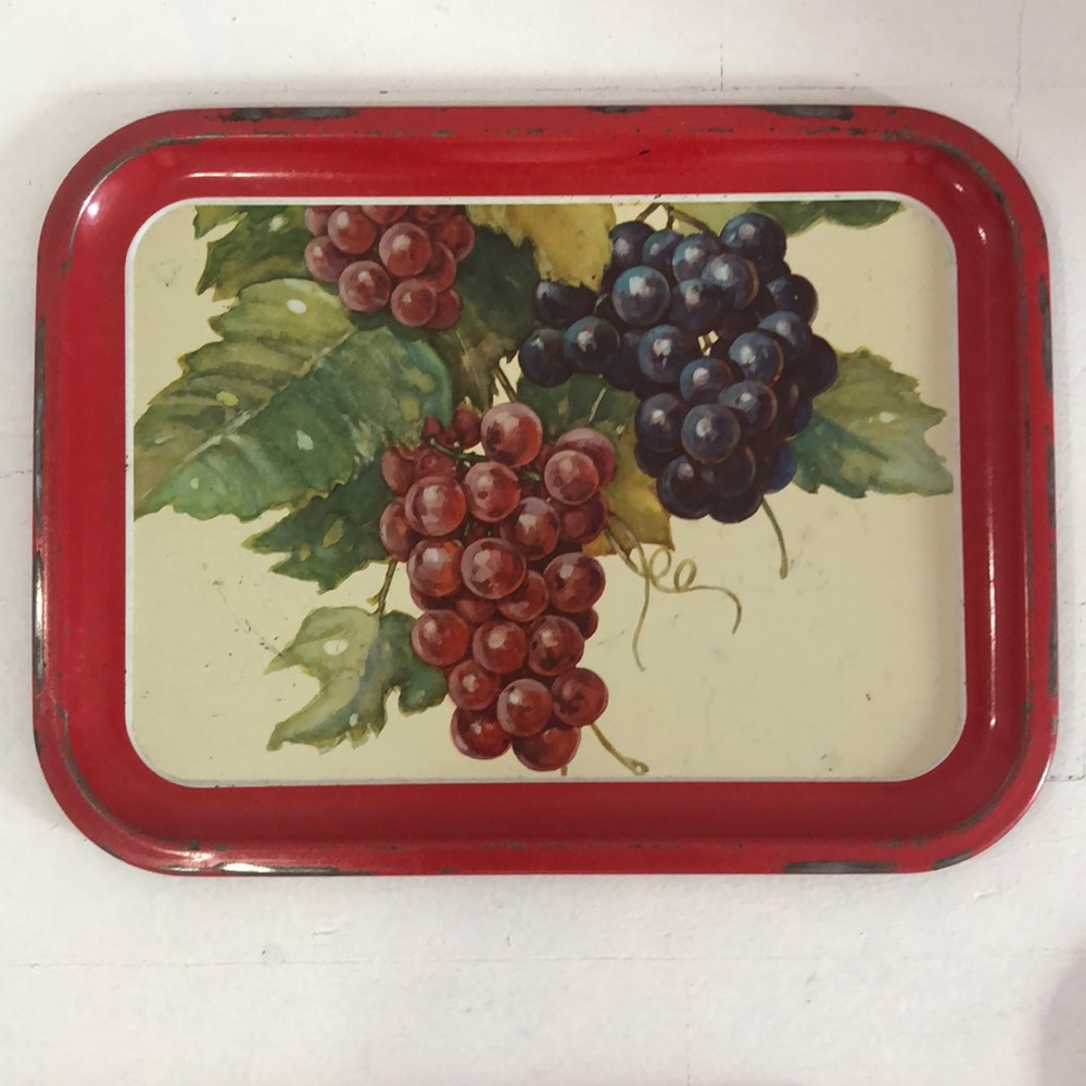 Set of 2 Vintage Metal Trays